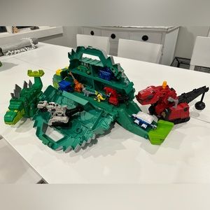 Dinotrux 12 piece toy lot. Includes Garby the carrier!